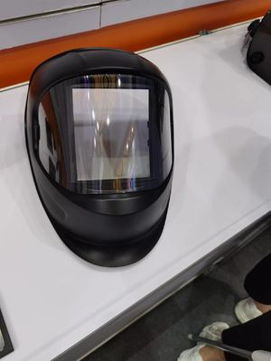 Großer Bildschirm Solarenergie Automatisches Verdunkeln Schweißhelm für TIG MIG Schweißer