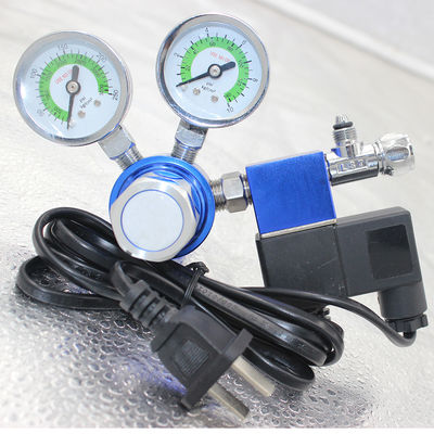 W21.8 G5/8 Schleife Aquarien CO2-Regulator mit Magnetventil 3500PSI Ausgang Druck
