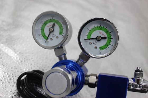 W21.8 G5/8 Schleife Aquarien CO2-Regulator mit Magnetventil 3500PSI Ausgang Druck
