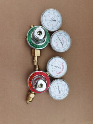 Schweißschneidekit Sauerstoff-Acetylen-Gas-Regulator mit zwei Schläuchen und Schneiddüse