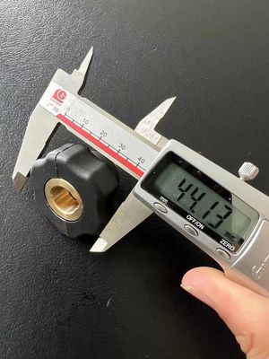 Zusammengestellte schwarze EU-Steckdose Verlängern Verbindung M16*1.5 Männlich zu 9MM Männlich Anschließen TIG-Adapter