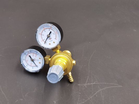 Argon-Regulator aus Messing für TIG/MIG-Schweißen