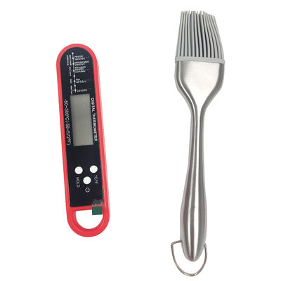 Koch-/Bäck-/Barbecue-Set mit hochtemperaturbeständigen Silikonhandschuhen und Grillwerkzeugen