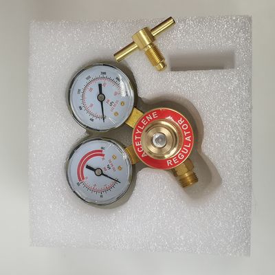 Max. Ausgangsdruck 10 Bar Anpassungsfähiger Messinggasregulator für das Schweißen